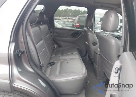 2002 Ford Escape Xlt z USA, uszkodzony, nr VIN 1FMYU03182KD40768